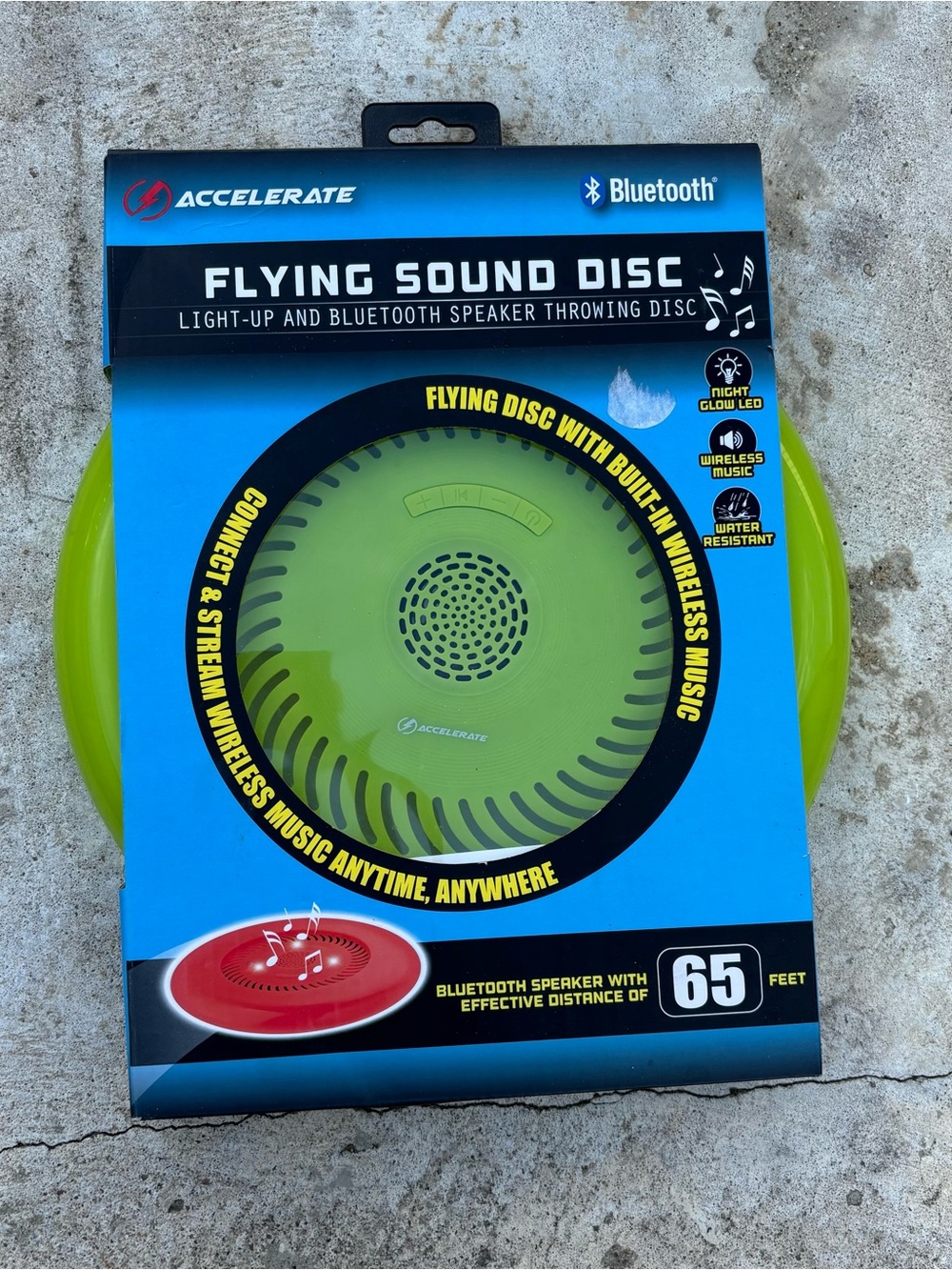 Flying Sound Disc Bluetooth Speaker By Tech Toys Green Light Up Water Resistant